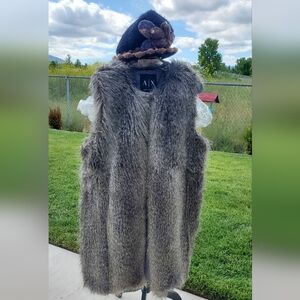 Armani exchange faux vest Size MMM. Grey #182